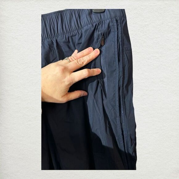 Athleta Navy Nylon Stretch Track Pants M | Zip Pockets Hiking Travel Gorpcore - Picture 5 of 9